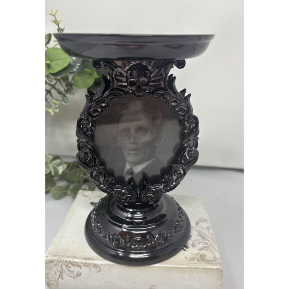 Bath and Body Works Halloween Candle Holder Holographic Portrait Skeleton 2023 - Picture 4 of 7